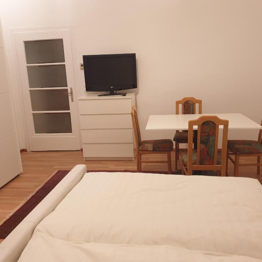 Weisses Appartement Viena Exterior foto